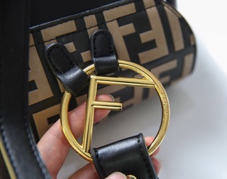 Balo fendi 2018