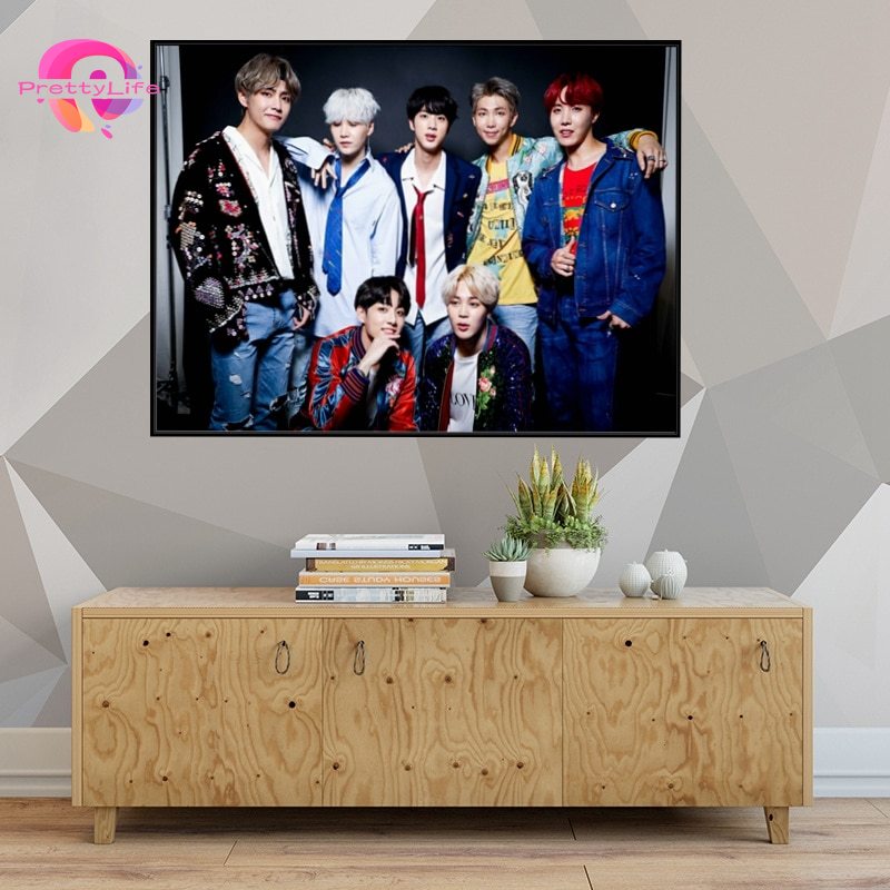 Bộ Tranh Đính Đá 5d Họa Tiết Nhóm Nhạc BTS Độc Đáo diy Dùng Trang Trí