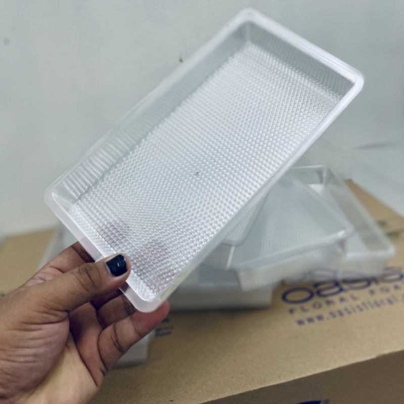 1 Khay nhựa chữ Nhật- đựng được nguyên khối Mút- sẻ k còn khó khăn tìm đồ để giữ nước cho SP HOA của bạn