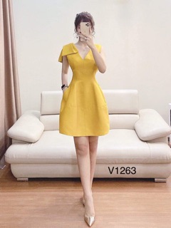 Váy xoè vàng nơ ở vai 1263
