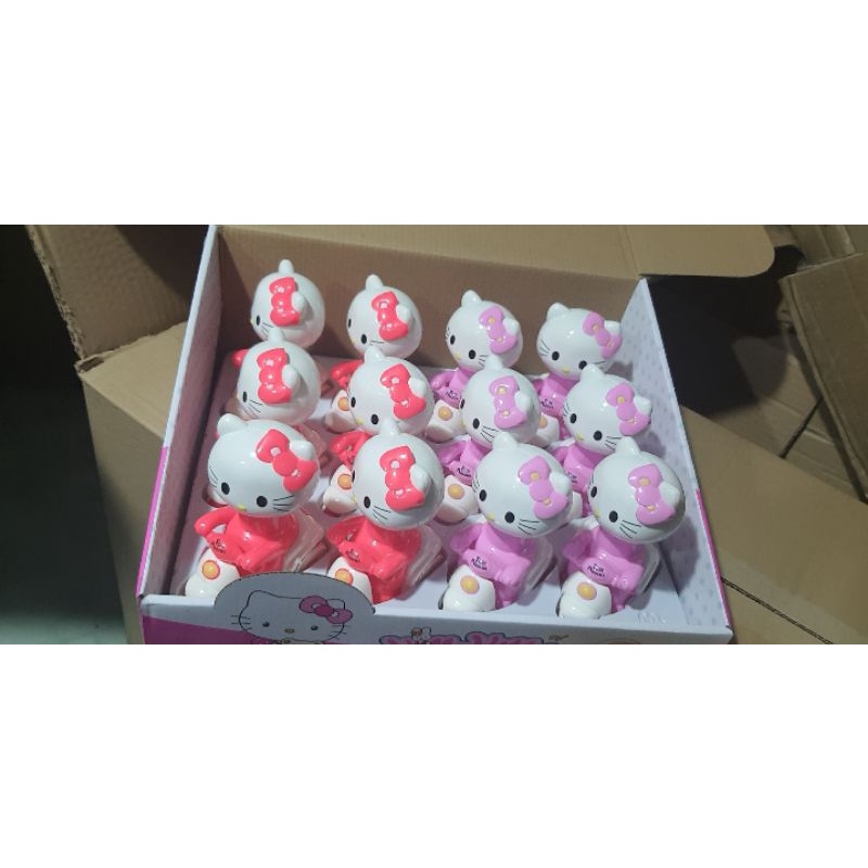 Đồ chơi mèo Kitty / Doraemon chạy xe máy cho bé