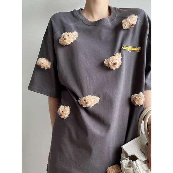 Áo phông 13de marzo đính gấu bông phát sáng kim anh bùi