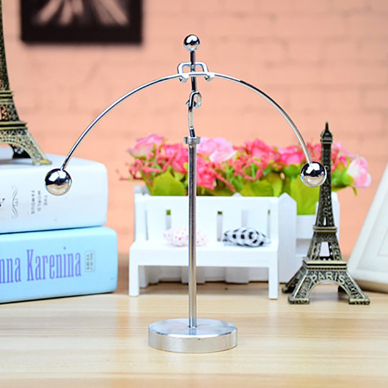 Đồ trang trí hình con người lắc lư bằng sắt