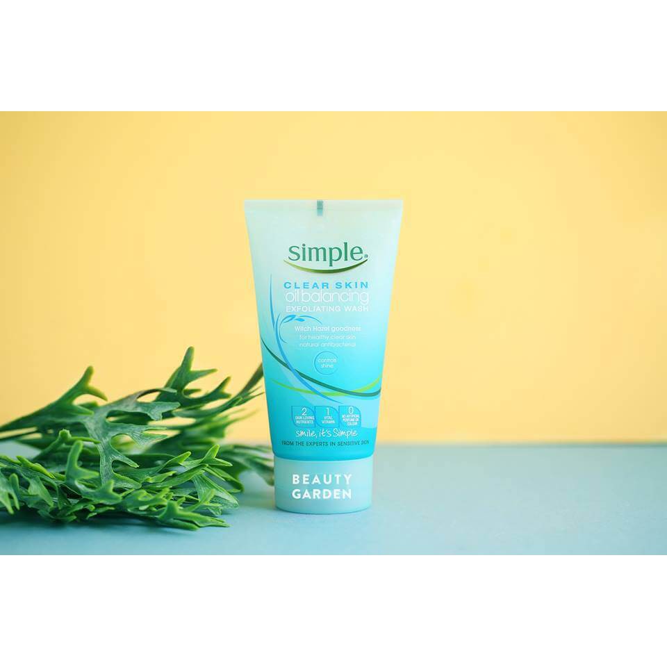 Sữa Rửa Mặt Simple Clear Skin Oil Balancing