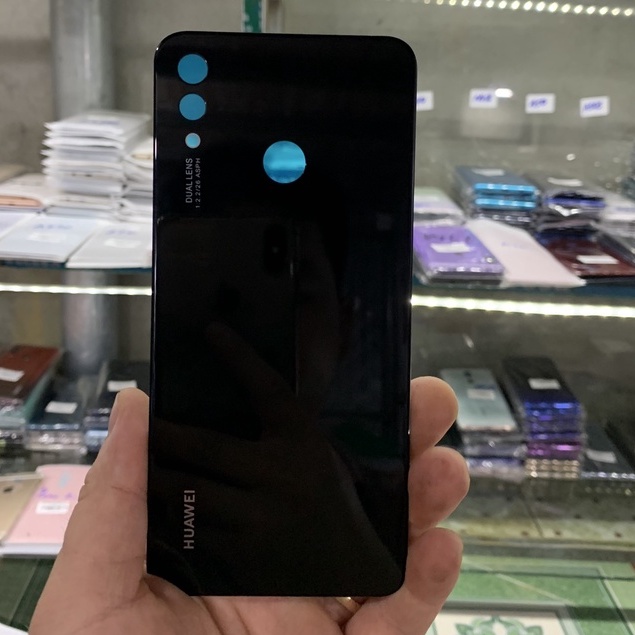 Kính lưng huawei nova 3i / Tặng kèm kính camera