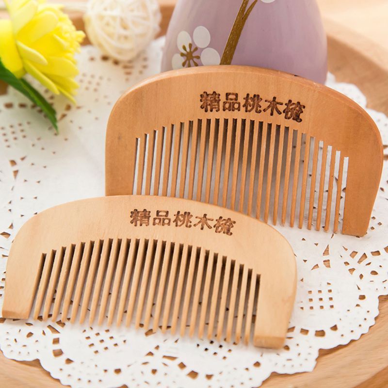 Lược gỗ đào 8.7cm chạm khắc thủ công thiết kế nhỏ gọn tiện lợi