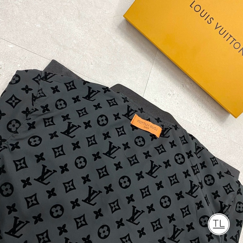 Áo Khoác Bomber Lv Nhung