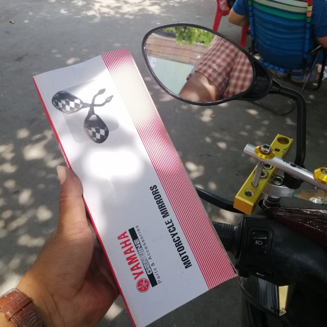 Cặp kiếng YZ loại 1
