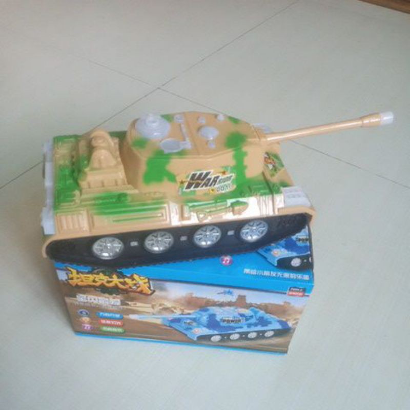 ĐỒ CHƠI XE TĂNG PIN