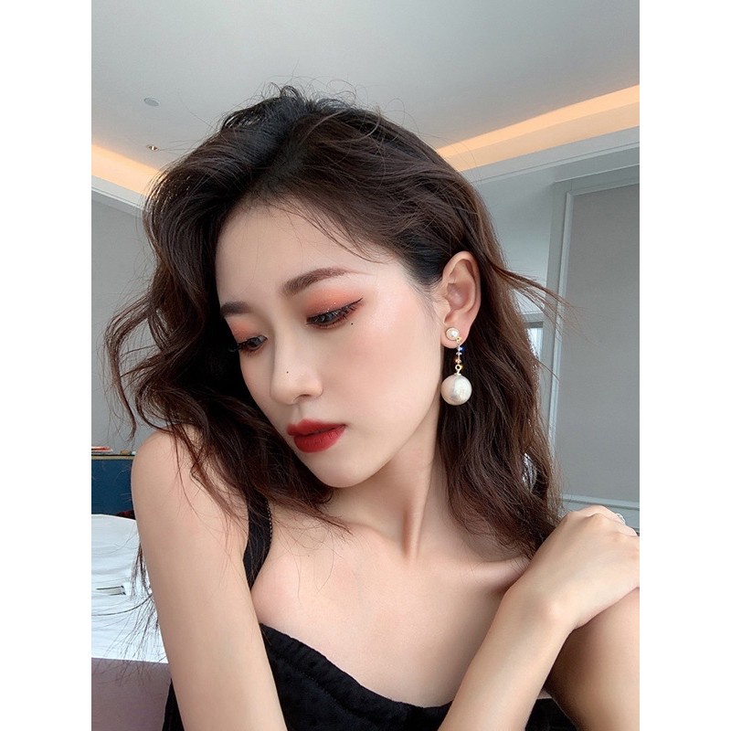 Khuyên tai nữ cá tính hạt ngọc sang chảnh dành cho nữ phong cách Hàn Quốc