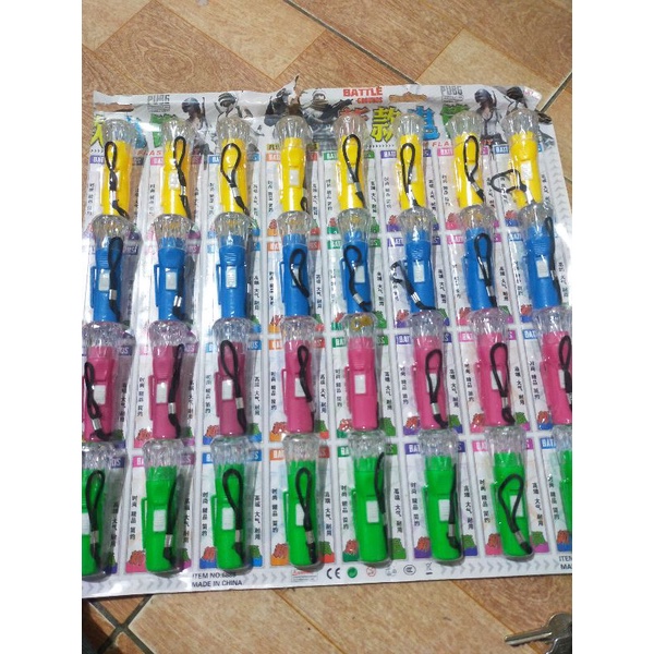 Vỉ Đèn pin phát sáng cho bé ( vỉ 30c)