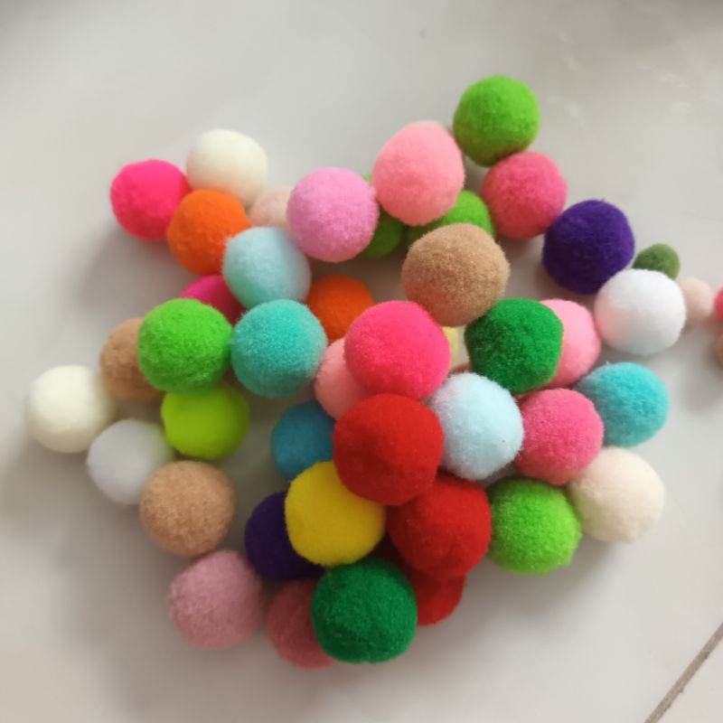 Gói 10 viên pom pom đủ size đủ màu làm thủ công handmade mắt thú