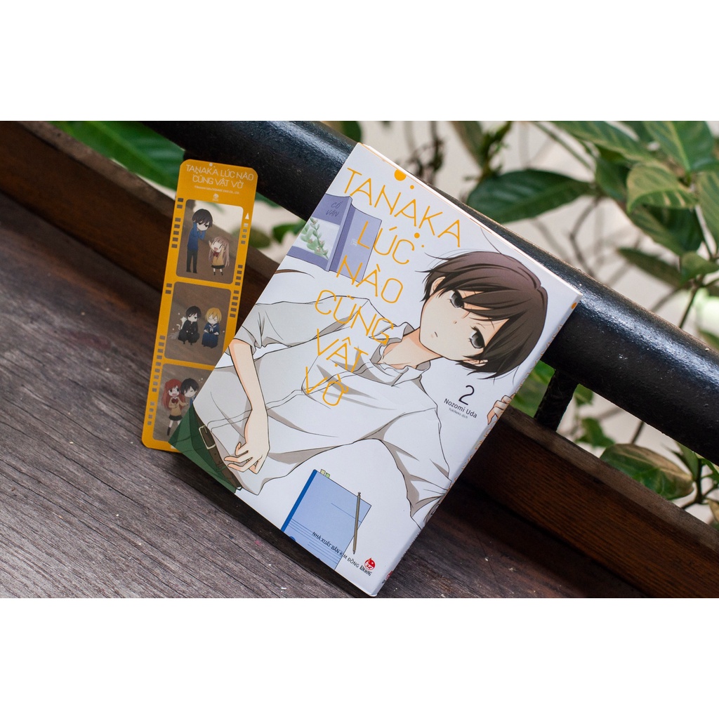 Truyện tranh Tanaka Lúc Nào Cũng Vật Vờ Tập 2 ( tặng kèm Photo Strip)