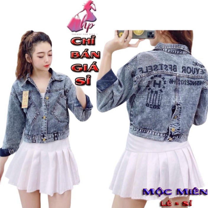 Áo Khoát Jean Nữ Cao Cấp Màu Muối Tiêu Thêu Chữ Cực Đẹp 3 Nút Lưng Sang Chảnh Mẫu Mới 2020 -Hàng Có Sẵn - NEW
