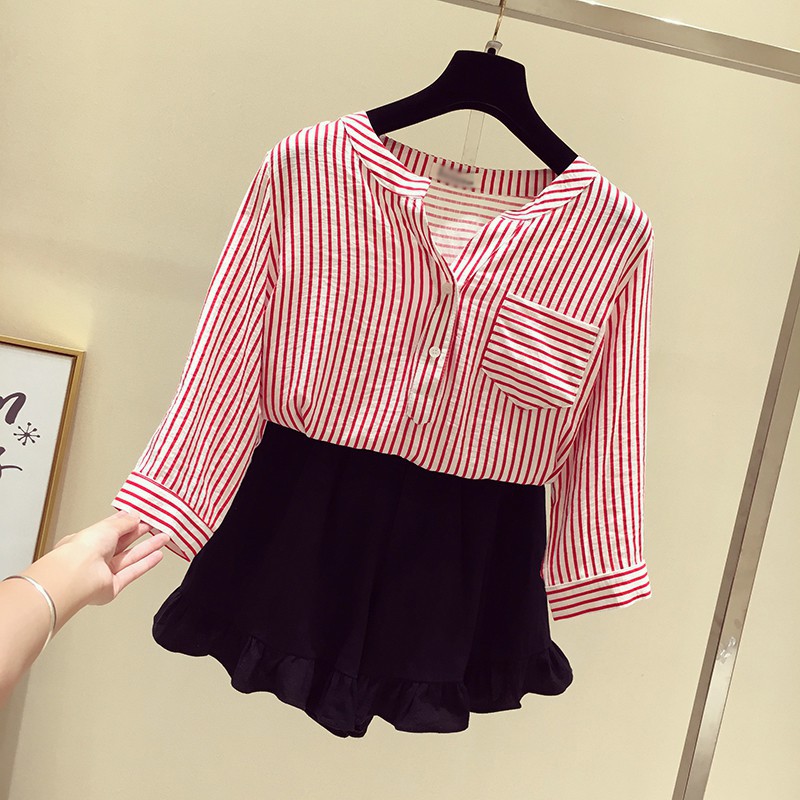 2019 Áo sơ mi nữ tay lửng cổ chữ V họa tiết sọc dọc thời trang