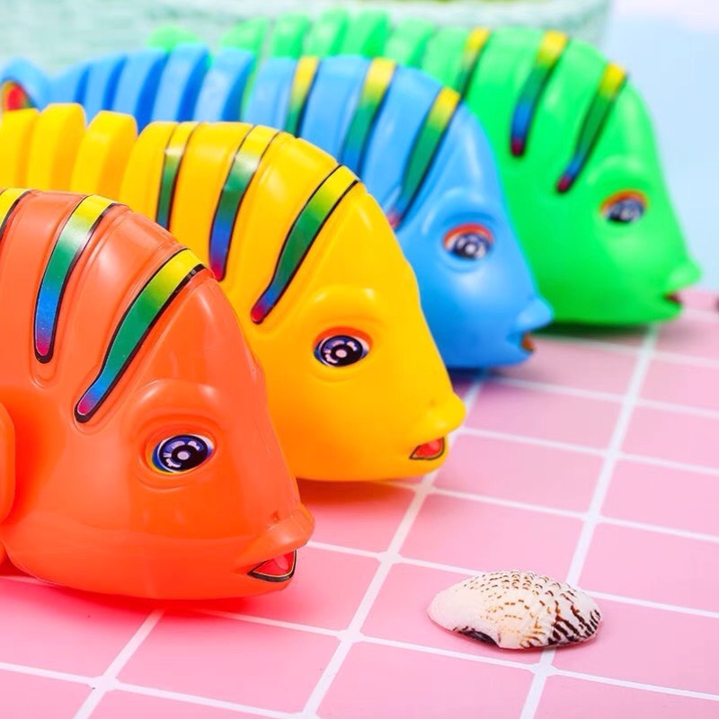 Đồ Chơi Cho Bé - Xe Đồ Chơi Chạy Cót Hình Chú Cá Bơi Lội - Chất Liệu An Toàn Cho Trẻ Thỏa Sức Vui Chơi Sóc_Toystore