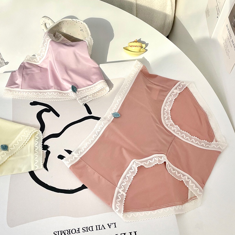 Bộ sưu tập quần lót cạp ẩn đính hình lá nhẹ nhàng với làn da phụ nữ, đáy quần cotton thoáng mát