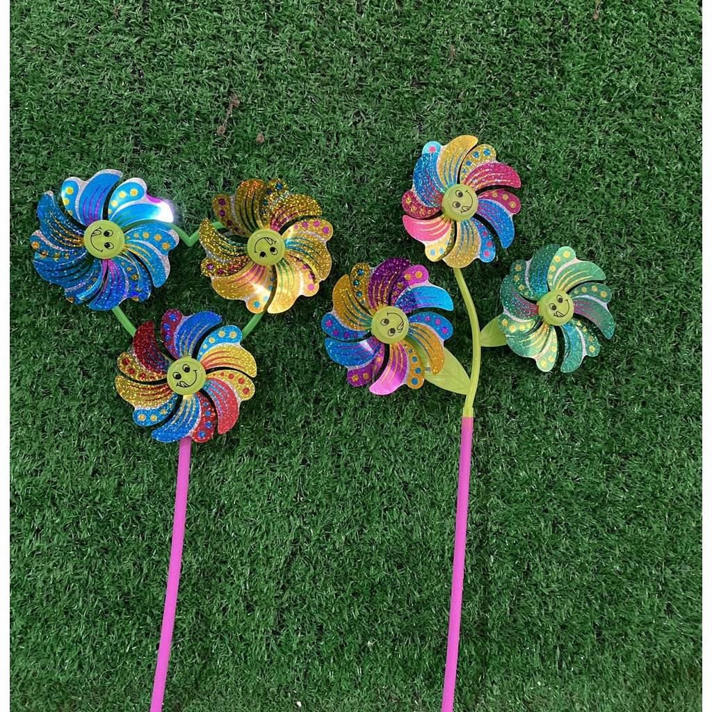 Chong chóng 3 cánh, 6 cánh bảy màu quay tròn trong gió cho bé