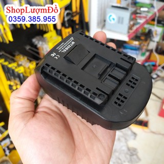 Đế chuyển pin makita 18v thành pin Bosch 18v