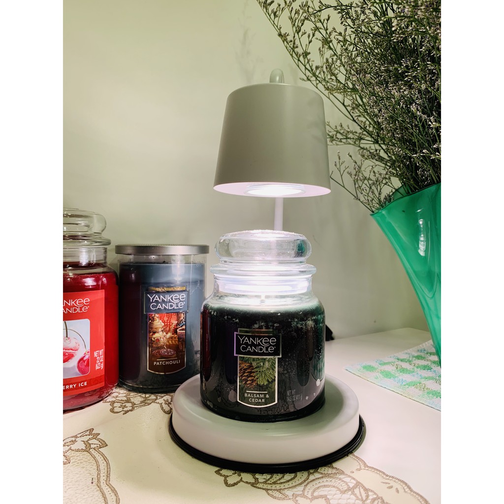 Size M nến thơm Yankee Candle Made In USA