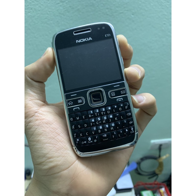 Nokia e72 nguyên zin all, vỏ zin. Máy sưu tầm. Có wifi 3g | BigBuy360 - bigbuy360.vn