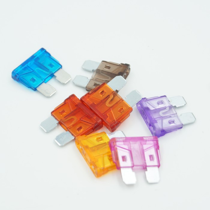 Cầu chì cho xe nâng và các loại xe cơ giới 5A 10A 15A 20A