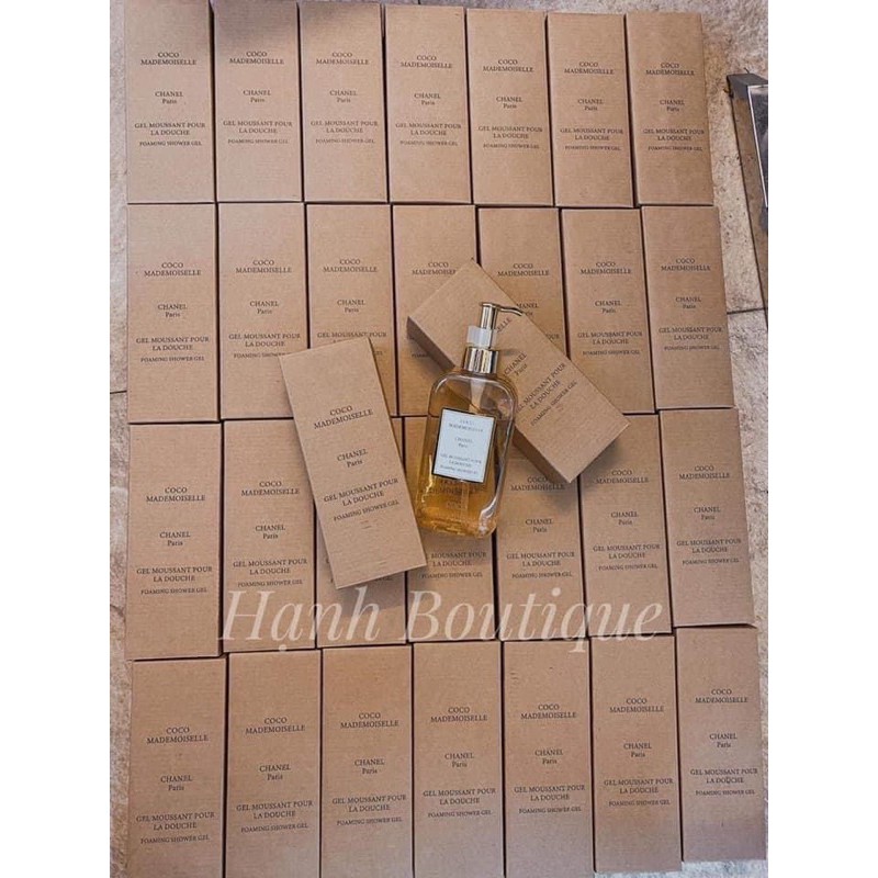 SỮA TẮM NƯỚC HOA NẮP VÀNG | BigBuy360 - bigbuy360.vn