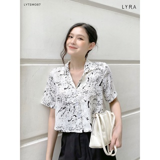Áo sơ mi nữ dáng croptop thiết kế by LYRA, áo kiểu cổ vest chất liệu đũi Hàn cao cấp in họa tiết cá tính-LYTSM087