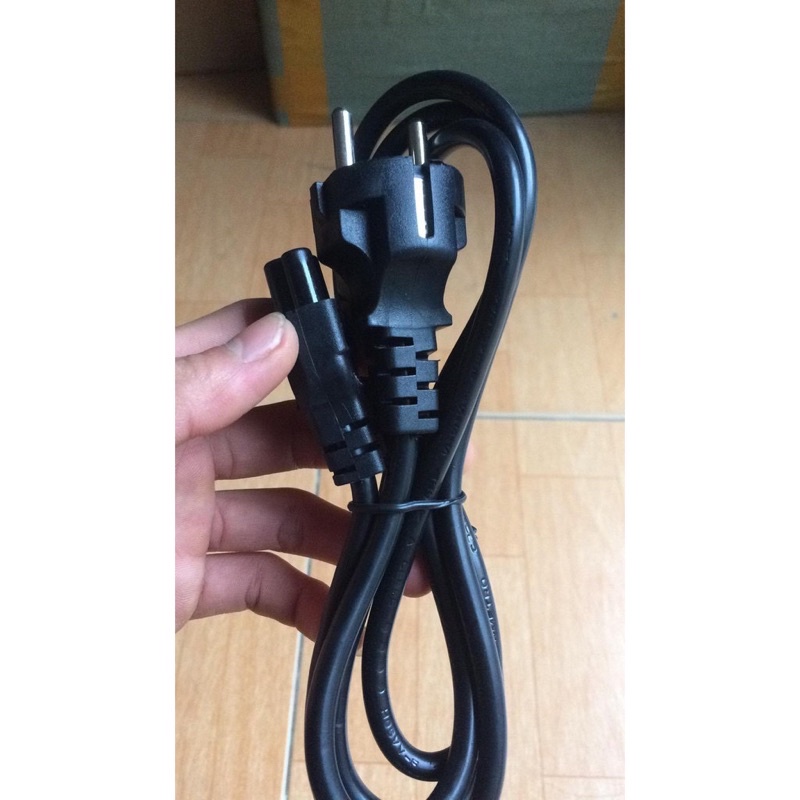 Dây nguồn laptop tròn 1.5m,dây laptop dẹt,dây nguồn laptop xám, dây nguồn laptop 3 lỗ, sản phẩm chất lượng cao.