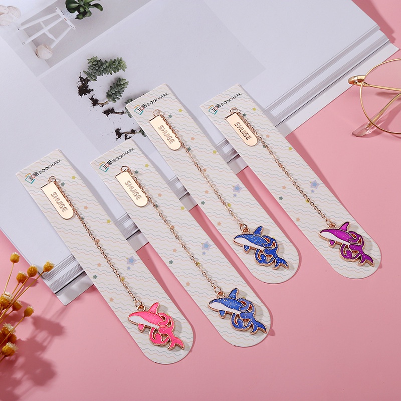 1 Thẻ Đánh Dấu Trang Sách Bằng Hợp Kim Hình Cá Voi Hoạt Hình Sáng Tạo Dành Cho Học Sinh