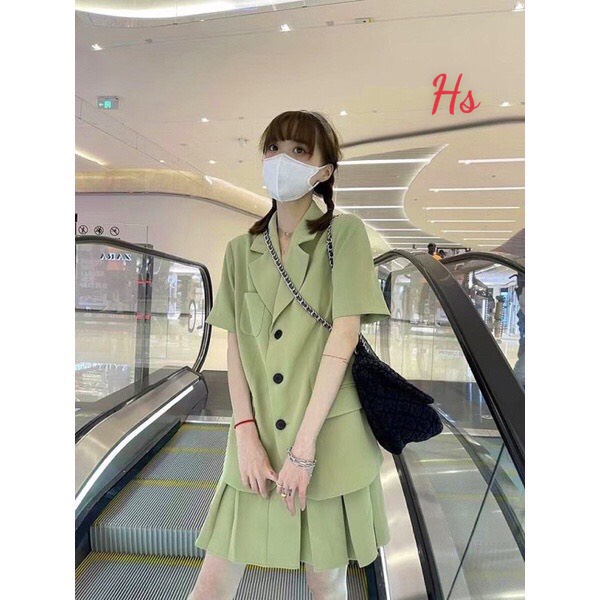 Set 2 món gồm áo vest tay cộc mix kèm chân váy xếp ly hot hit - Set vest váy cao cấp