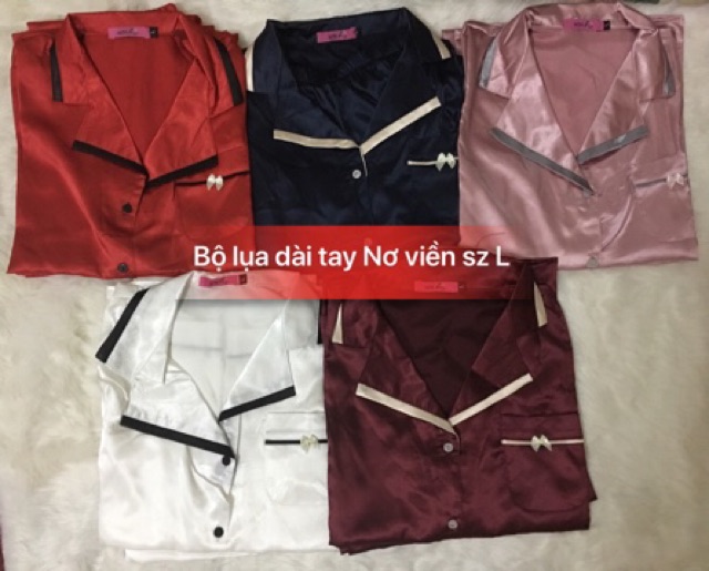 Bộ ngắn tay quan dai và bộ đùi cho nữ size M