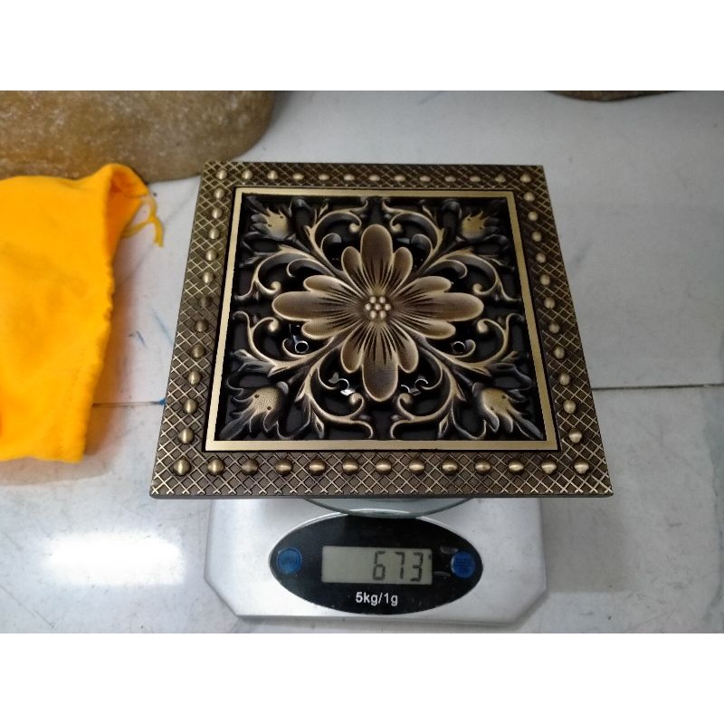 Phễu thoát sàn đồng thau 15*15cm