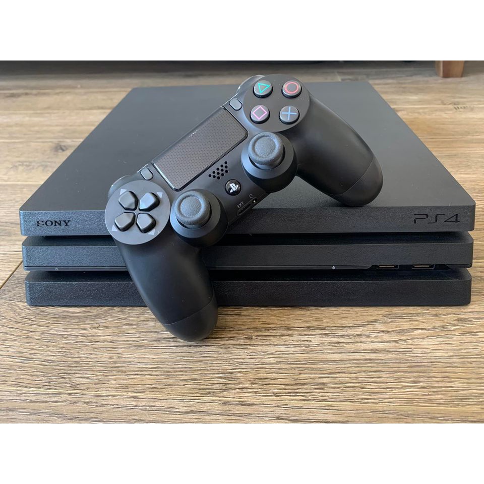 Máy PS4 Pro kèm PES update mùa giải mới lên PES24