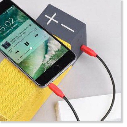 Cáp âm thanh Hoco UPA11 AUX dài 1m - Jack 3.5 phích cắm mạ vàng đồng nguyên chất - MrPhukien