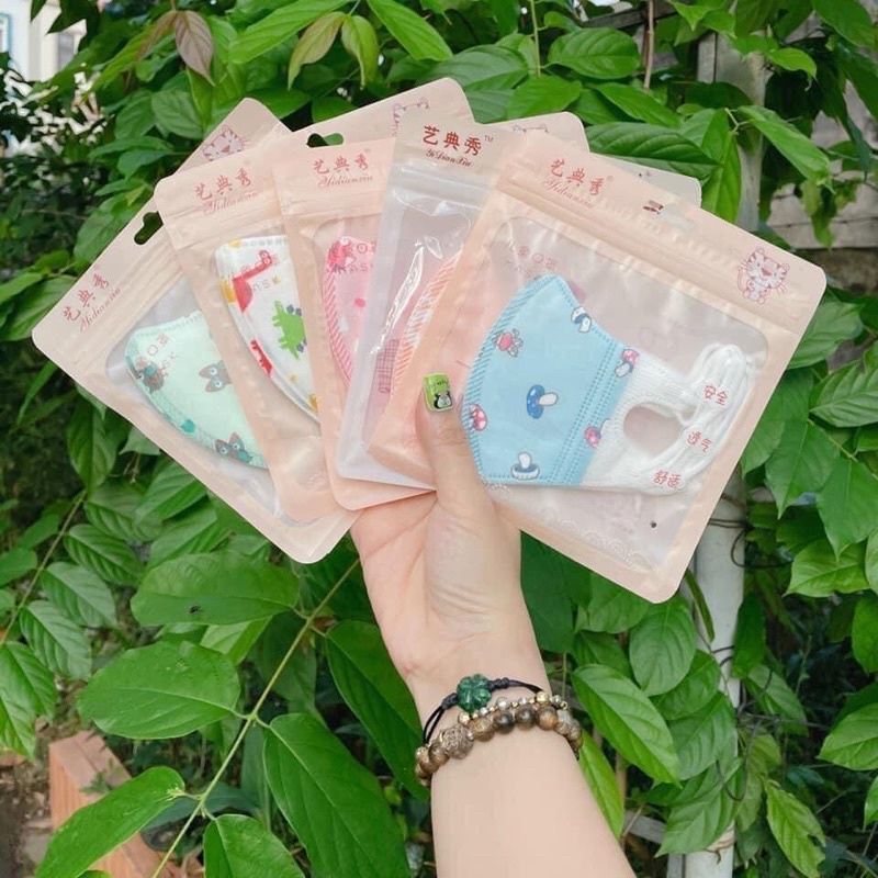 Set 10c khẩu trang 3D xuất Nhật kháng khuẩn cho bé trai bé gái từ sơ sinh đến 6 tuổi nhiều họa tiết