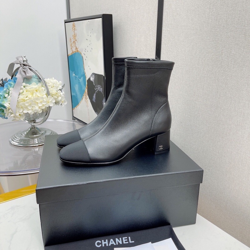 boot nữ đế tăng chiều cao đế 5cm khoá kéo ngắn cổ da mềm 𝘾𝙝𝙖𝙣𝙚𝙡 CN 𝘾𝙝𝙖𝙣𝙚𝙡