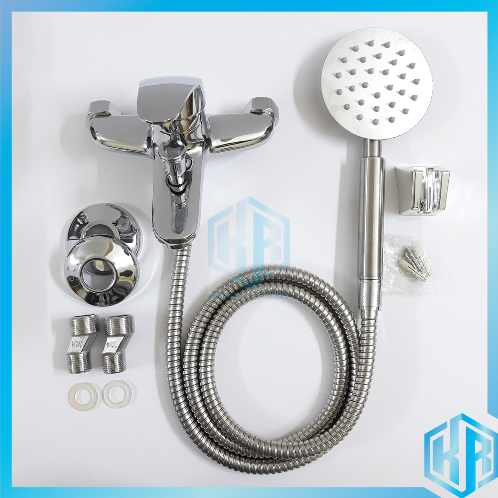 Bộ đầy đủ Củ sen nóng lạnh bằng đồng thau và Tay sen tắm tăng áp chất liệu inox 304 tròn dẹt sáng bóng, dễ sử dụng