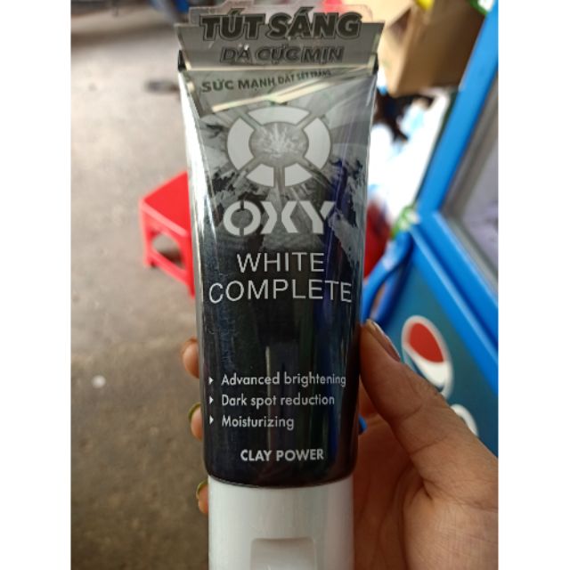 Kem rửa mặt sáng da cực mịn OXY WHITE COMPLETE