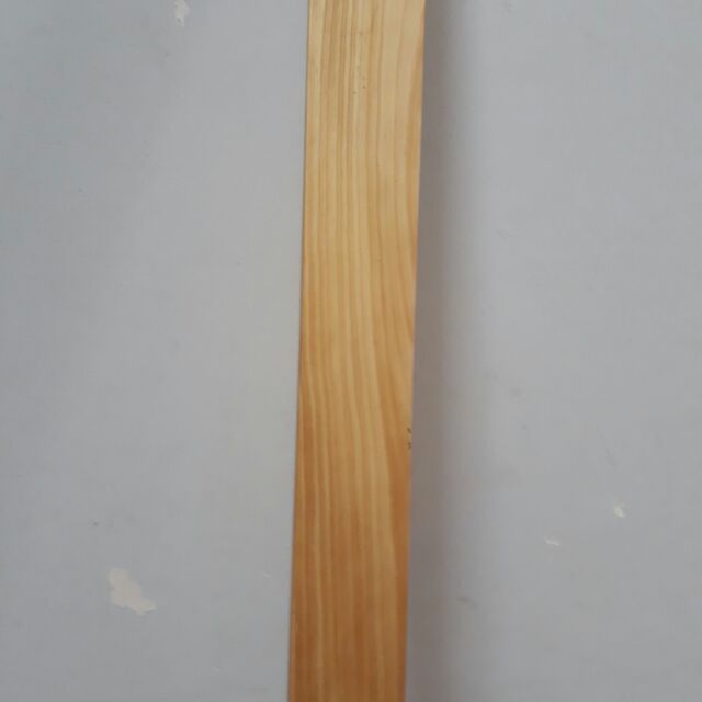 Thanh gổ gắn cửa chặn