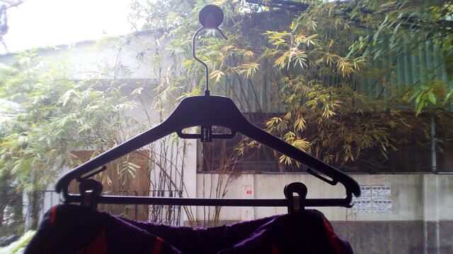 Móc đen kẹp phơi đô