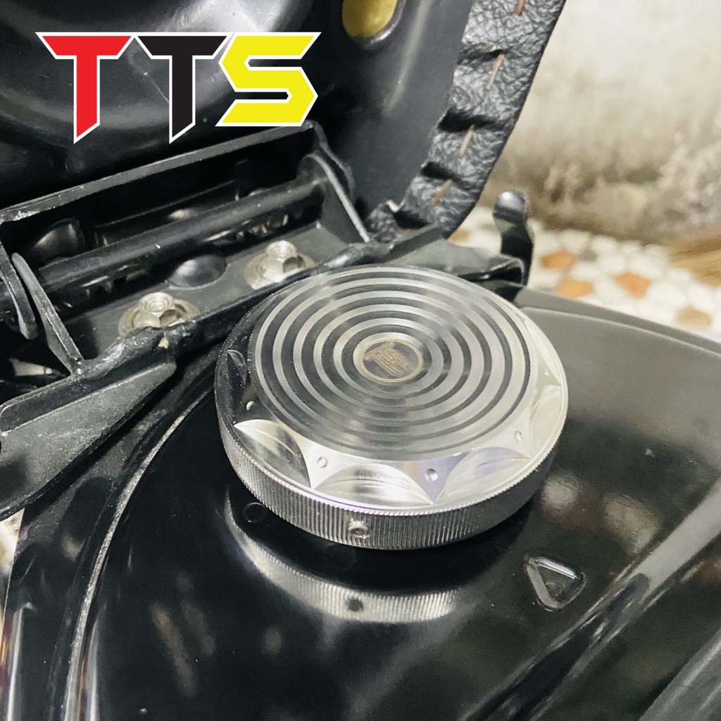 Ốp nắp bình xăng inox 304 nguyên khối mẫu Salaya thái xoắn V2 lắp cho xe Honda, Yamaha, Suzuki