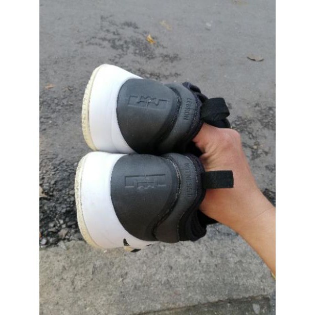 10.5 SALE [Hàng Auth] Ả𝐍𝐇 𝐓𝐇Ậ𝐓 𝐒𝐈Ê𝐔 𝐒𝐀𝐋𝐄 Giày nike chính hãng lebron size 45 Siêu Bền Tốt Nhất Uy Tín . : : : ' "