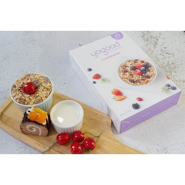 Ngũ Cốc Nguyên Hạt Sấy Giòn Phúc Bồn Tử và Quả Mọng - Yogood Cran and Berries - Hộp 370g