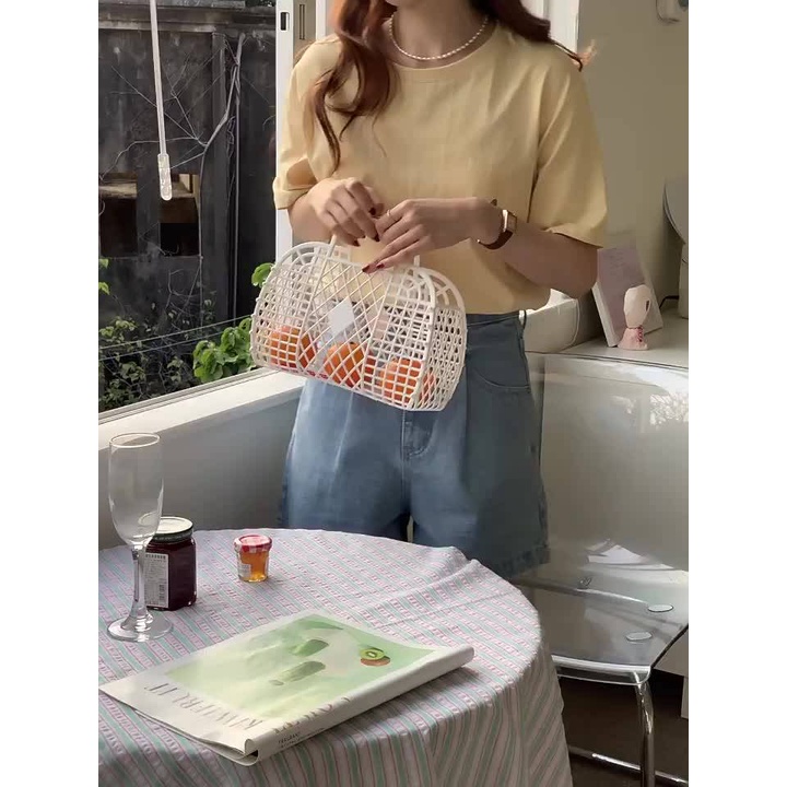 Áo thun trơn tay lỡ dáng rộng unisex, áo phông nam nữ form rộng đen trắng Zinti Shop AT01
