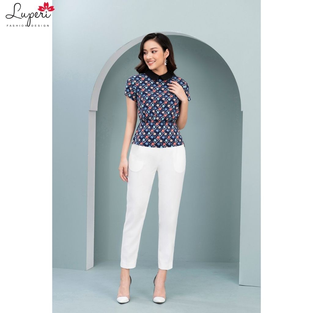 Áo Sơ Mi Nữ Kiểu Hàn Quốc LUPERI LFSM191 Ngắn Tay Họa Tiết Sang Trọng