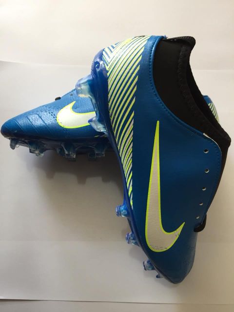 [Siêu Phẩm 2019] Giày đá Bóng đinh cao - tặng túi rút