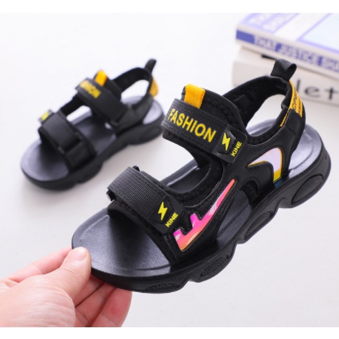 Sandal bé trai đi học , giày đi học bé trai siêu nhẹ size 27- 37 siêu nhẹ - SD223