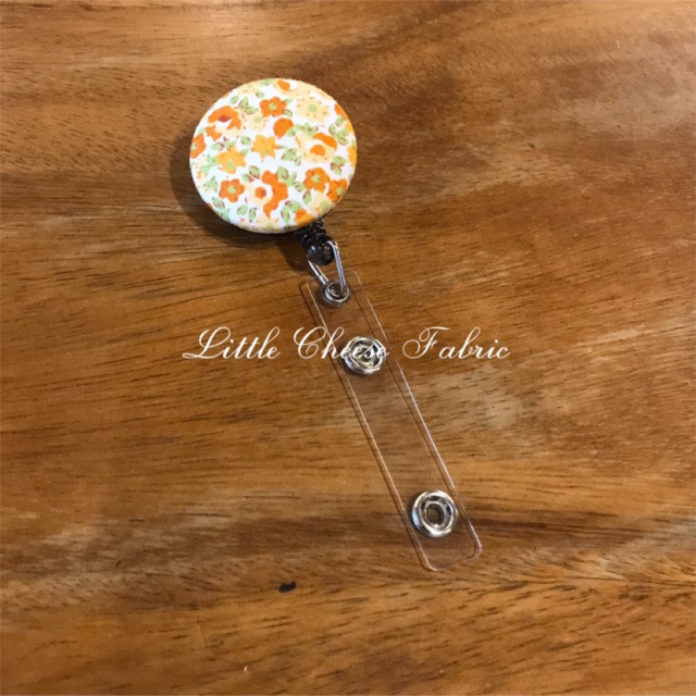 Dây đeo thẻ có dây rút bọc vải handmade Fabric Badge Reel