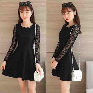 Đầm ren tay dài cổ lọ